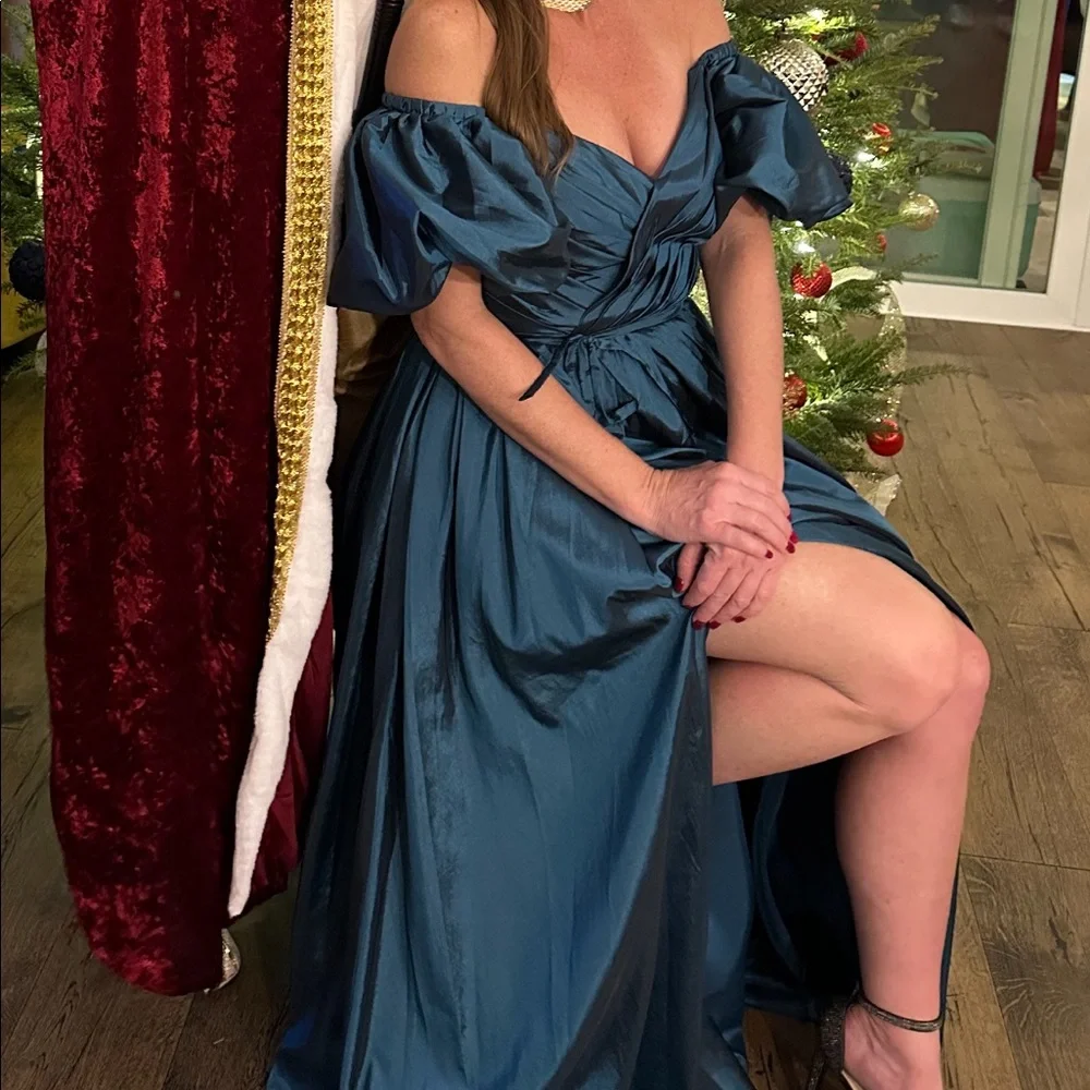 Whimsical Bridgerton-esque green princess ballgown - Picture 2 of 5